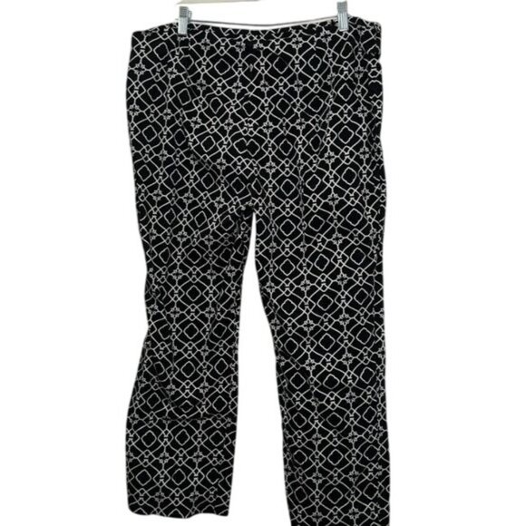 Charter Club Classic Fit Black & White Geometric Print Pants Size 16 - Picture 5 of 7